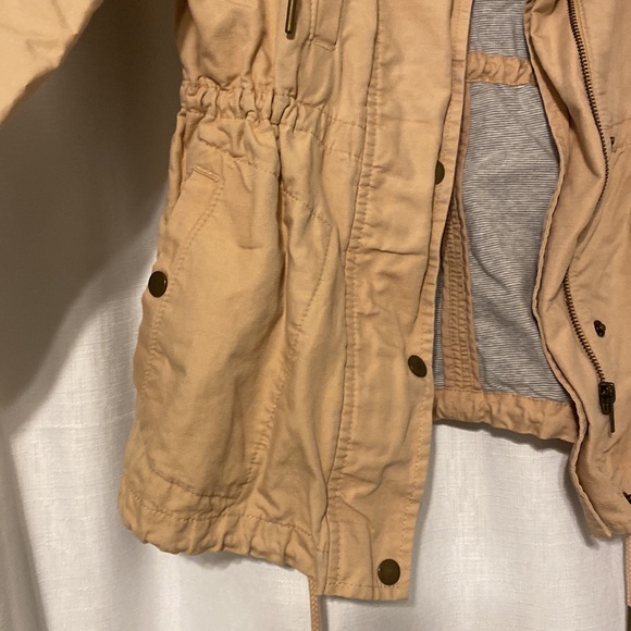 Loft Utility Jacket - Picture 2 of 5